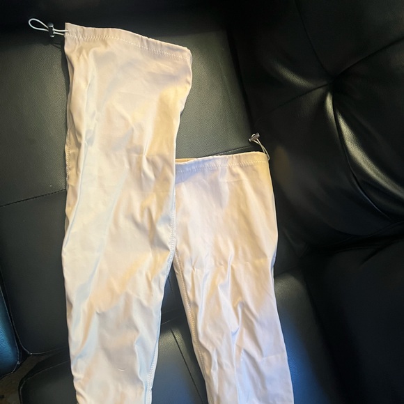 Long thigh high scrunge boots! - Picture 3 of 5